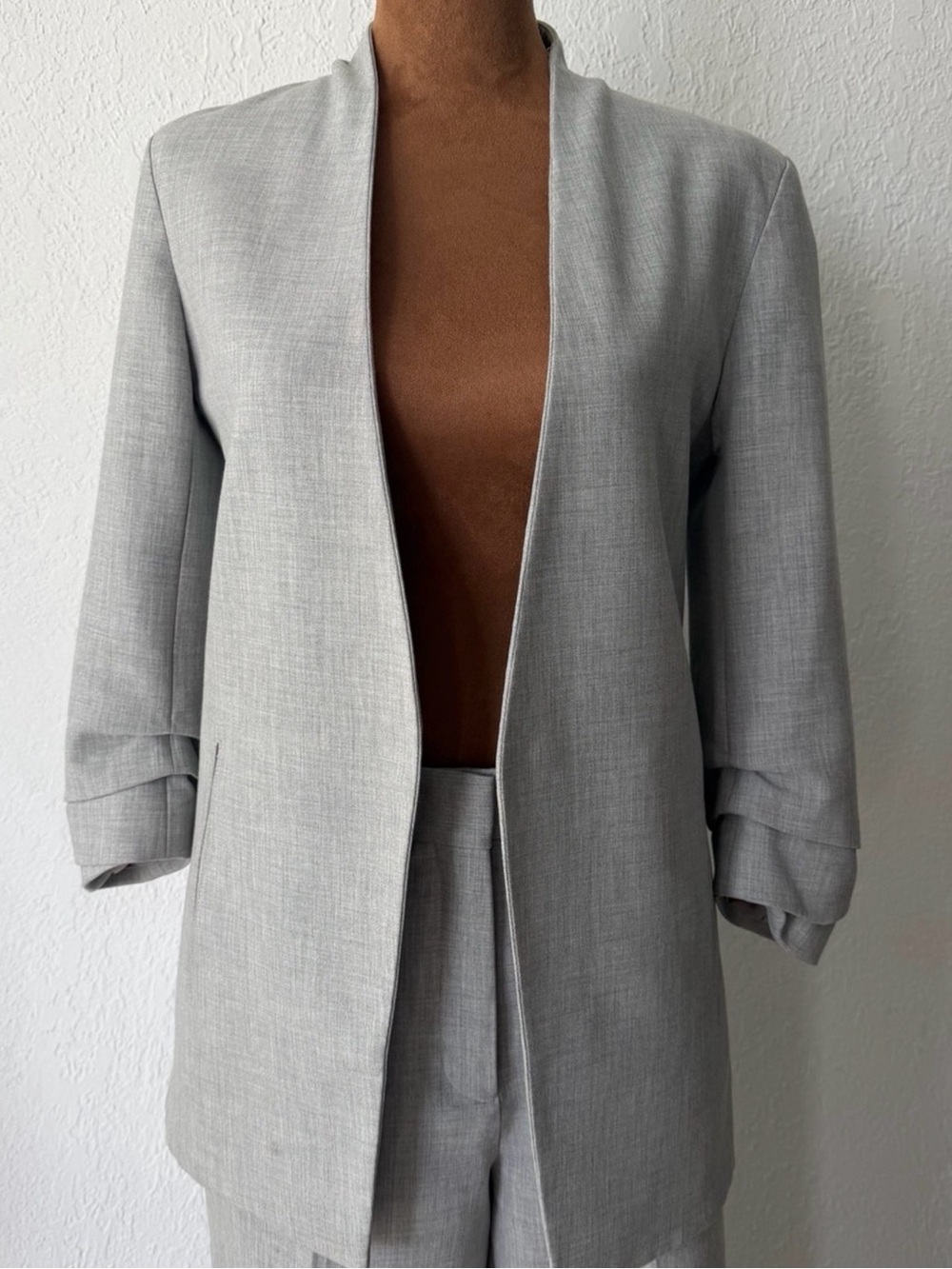 Aritzia Light Gray Collarless Open-Front Blazer